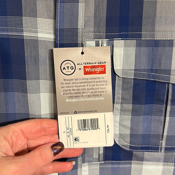 Wrangler Small ATG blue plaid All Terrain Gear short sleeve button down … - Picture 5 of 11
